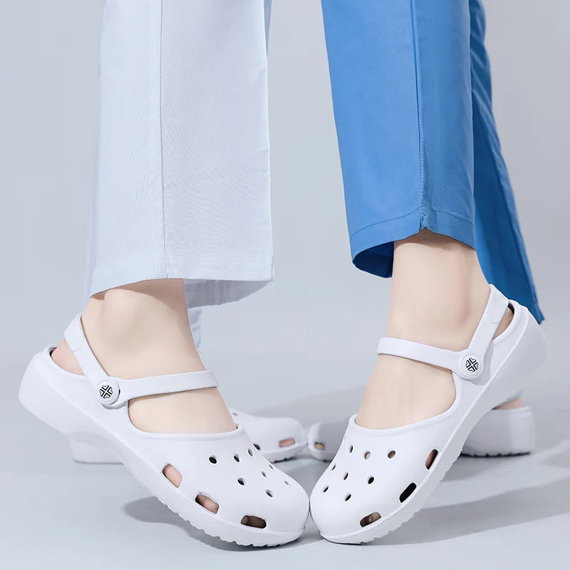Croc Shoes for Women, Summer Solid Color Lightweight Quick-Drying Sandals, Universal for Men and Women, Office, Beach, and Outdoor Sandals
